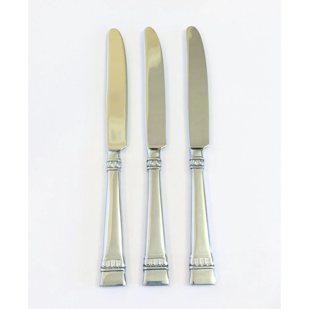 Oneida CADENCE Dinner Knife Knives NEW 18/10 Stainless Indonesia (Set Of 3)